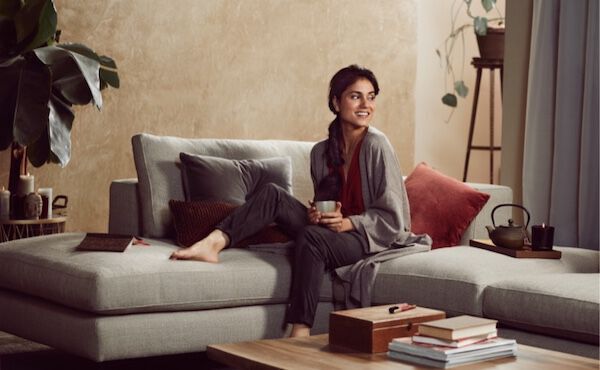 /Magazine/2021/December/16-12-2021_A grounding meditation for holiday overwhelm-thumbnail.jpg